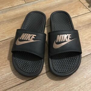 Nike slides